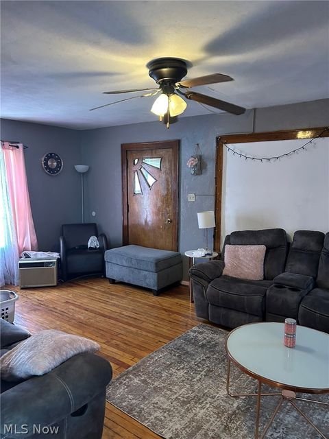 Tiny photo for 676 Kipling Street, Akron, OH 44306 (MLS # 5204250)