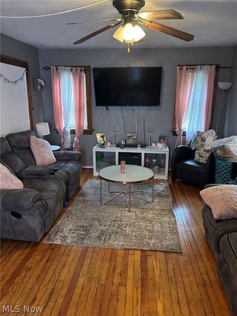 Tiny photo for 676 Kipling Street, Akron, OH 44306 (MLS # 5204250)