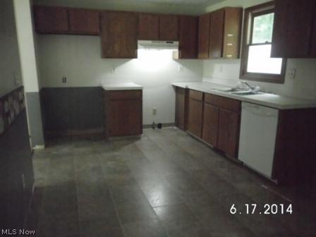 J B Hickin Acreage - Residential