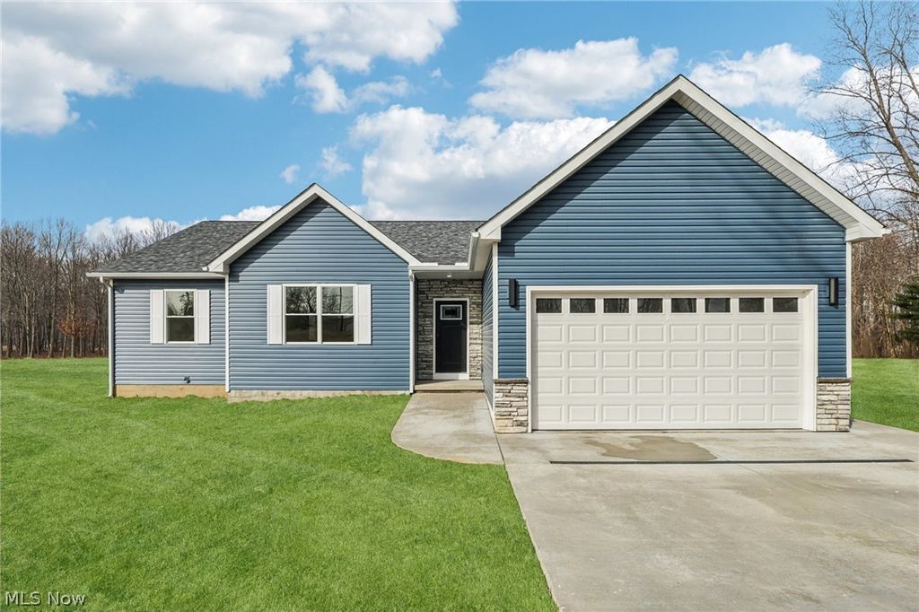 Photo of 6535 north ridge Road, Geneva, OH 44041 (MLS # 5192012)