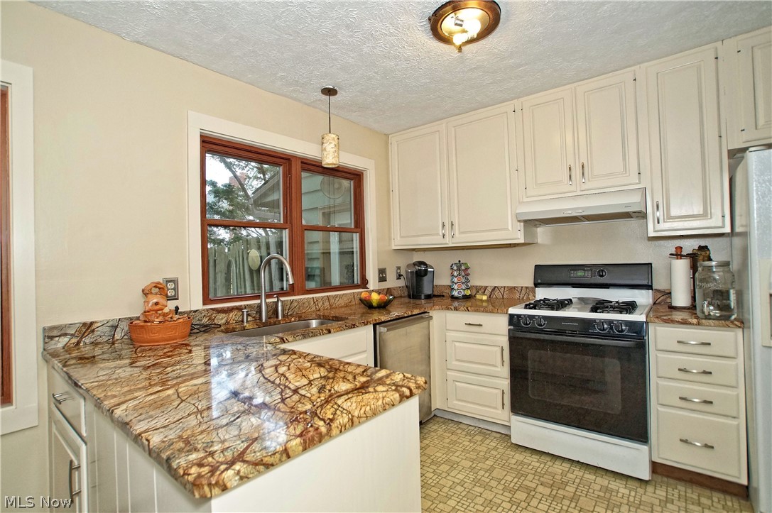 Original Willoughby Township 16 - Residential