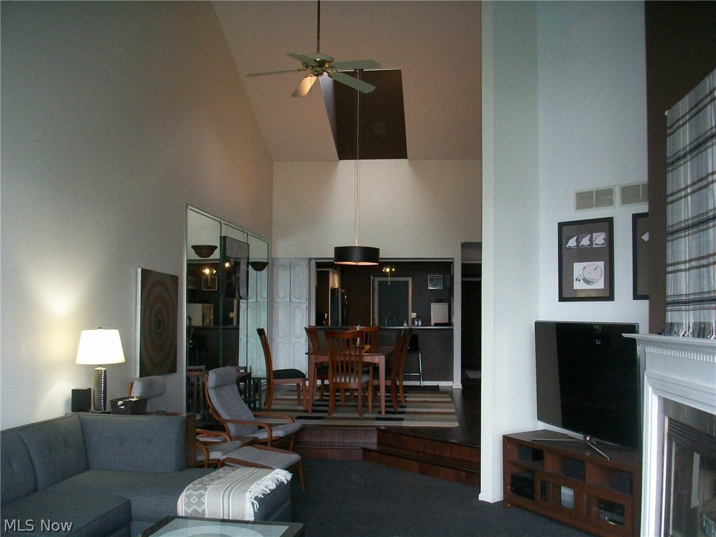 Arrowhead Bay Village - Residential