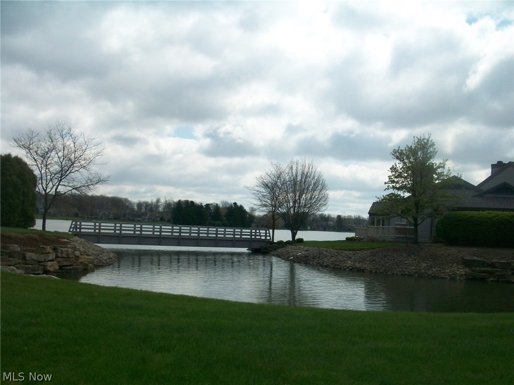 Arrowhead Bay Village - Residential