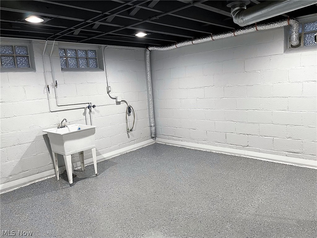 Waid & Duffys Center Hwy - Residential