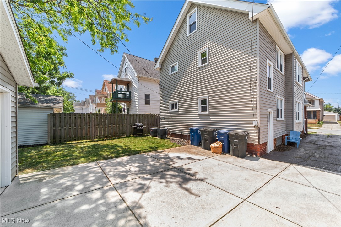 2115 Lewis Drive