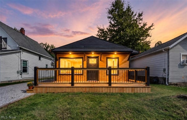 5857 MELODY LN, MENTOR ON THE LAKE, OH 44060 - Image ffe75e950b9f72d8ca212b83a9ee32fa/1208595529