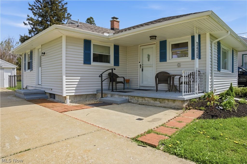 Photo of 3428 Vineland Avenue, Ashtabula, OH 44004 (MLS # 5205052)