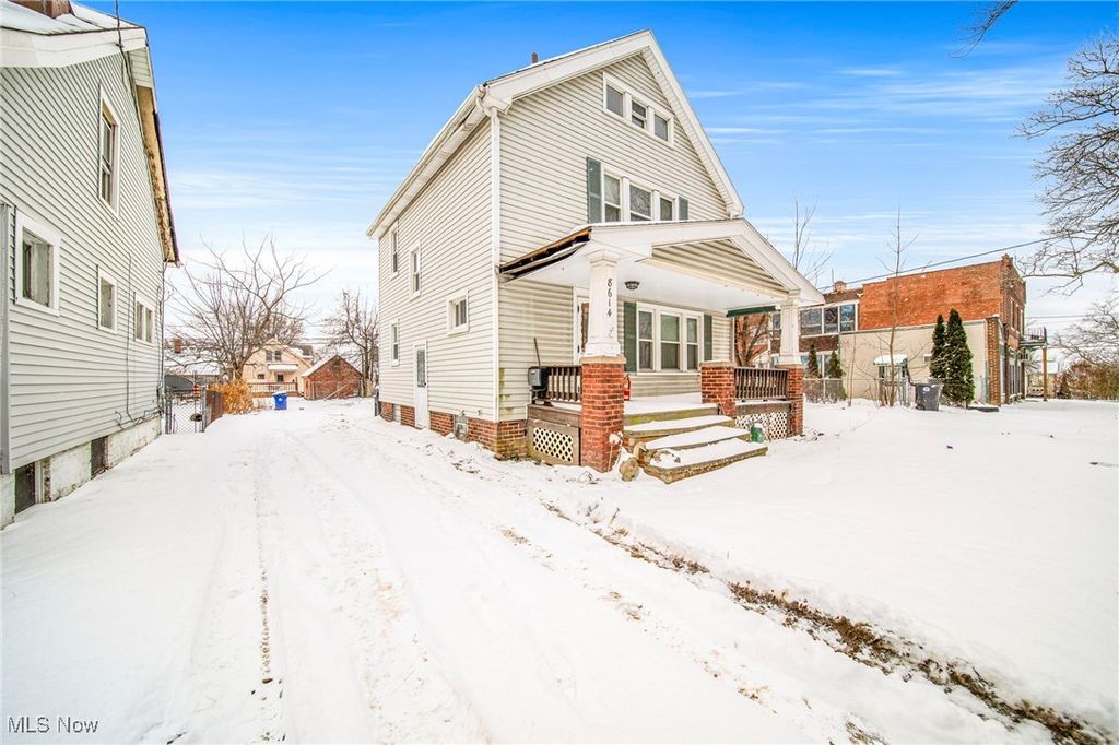 Photo of 8614 Bancroft Avenue, Cleveland, OH 44105 (MLS # 5177926)
