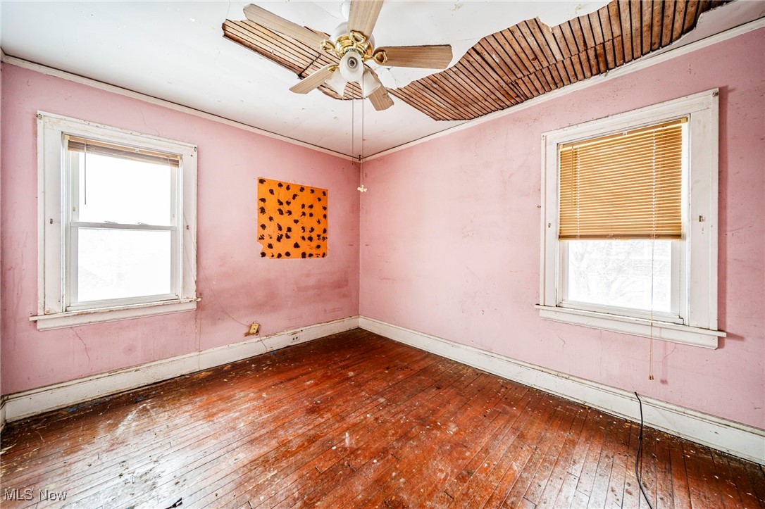 Bancroft Avenue - Residential