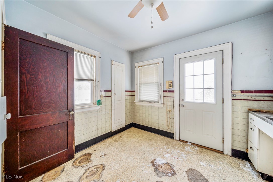 Bancroft Avenue - Residential