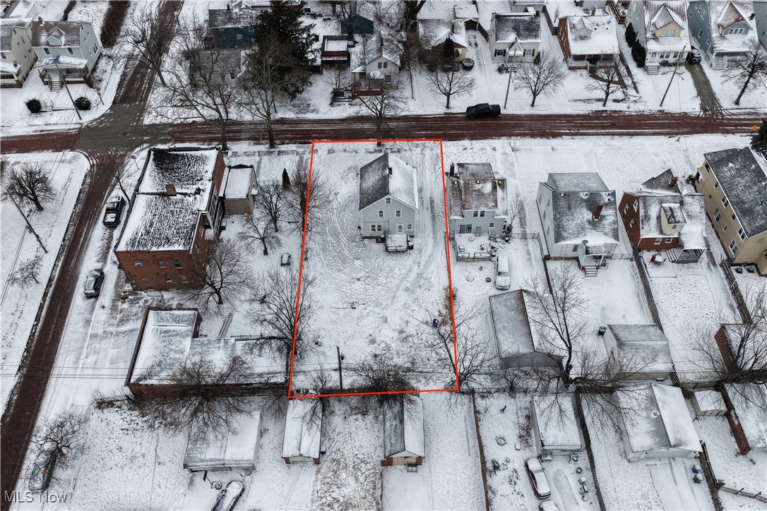 Bancroft Avenue - Residential