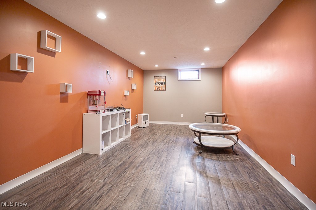 527 Amberwood Drive, Akron, Ohio image 34