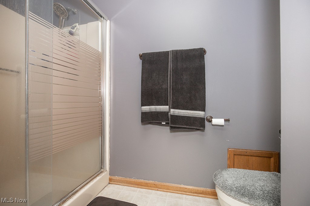 527 Amberwood Drive, Akron, Ohio image 26