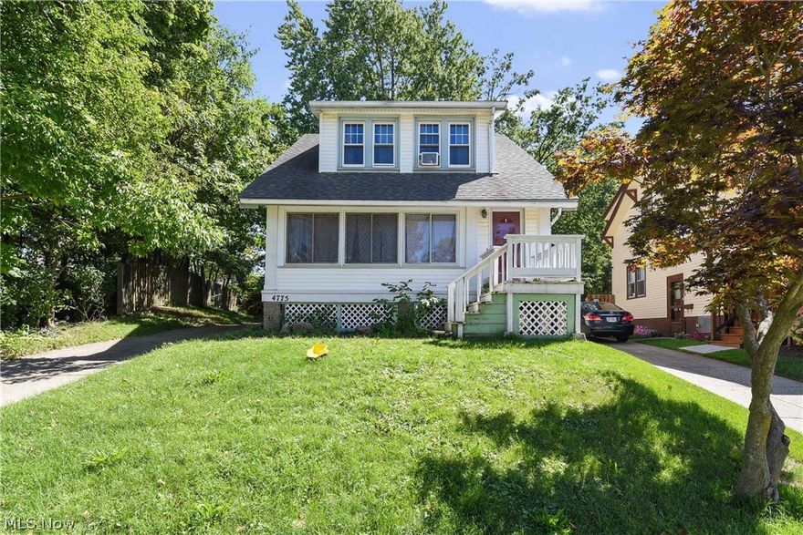 Fantastic investment opportunity or owner occupant! Completely remodeled and turnkey, These can be sold separately or Can be offered in a package deal with MLS #'s 4229988,4230027,4221556,4230002,4229993,4221601

Property is Turnkey and rented on a 12 month lease started, lease started November 2020 paying $1050. Tenant needs 24 hour notice for showings.