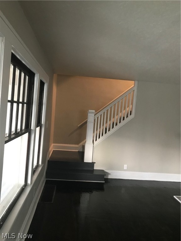 Walton Realty Cos Garfield Bo - Residential