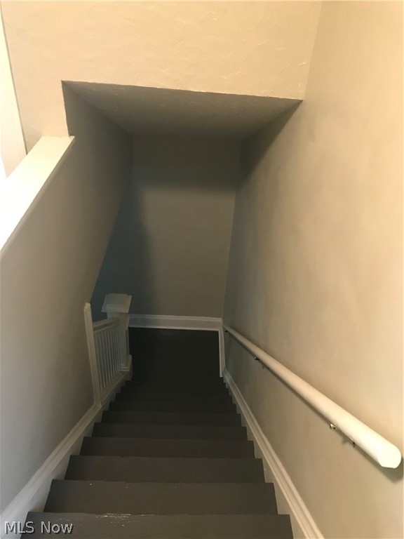 Walton Realty Cos Garfield Bo - Residential