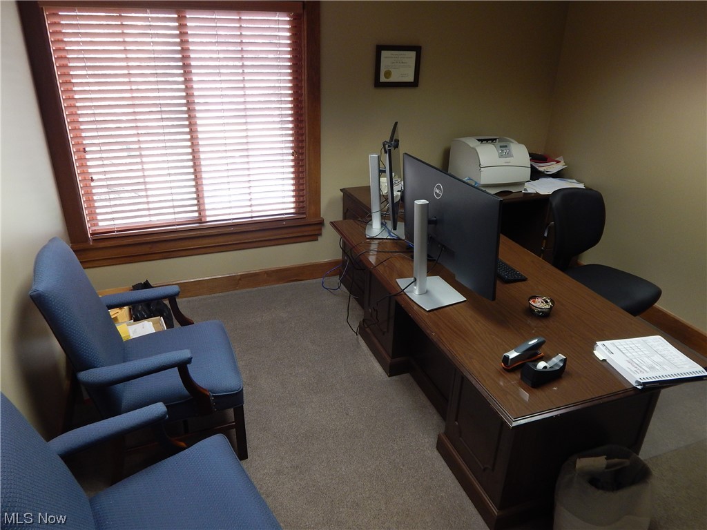 Clock Pointe Prof Park Condo - Commercial Sale