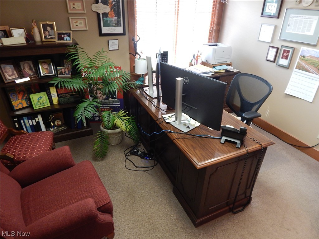 Clock Pointe Prof Park Condo - Commercial Sale