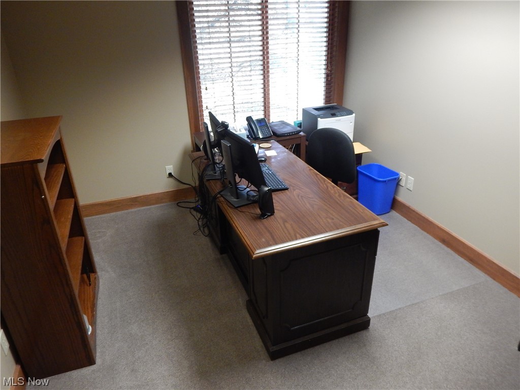 Clock Pointe Prof Park Condo - Commercial Sale