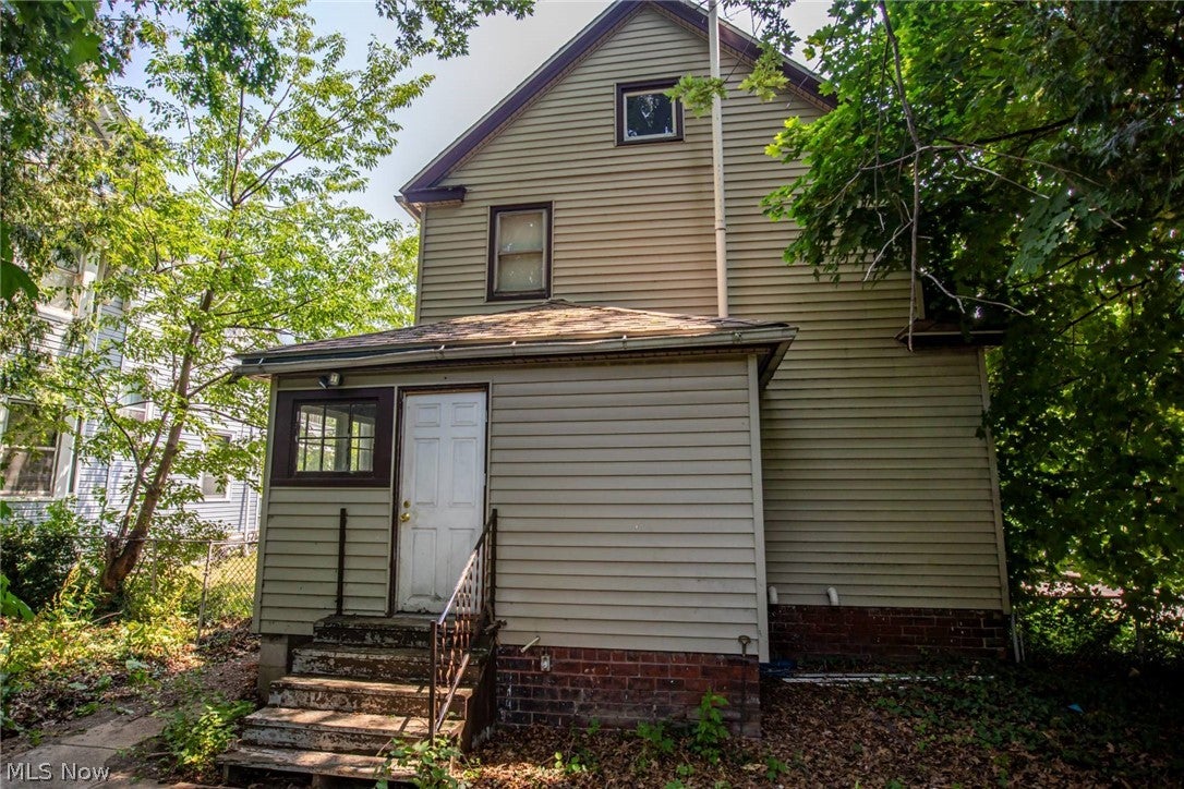 1290 E 188th Street