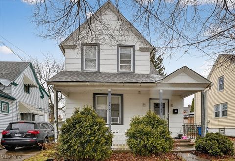 1523 Winchester Avenue Lakewood OH 44107