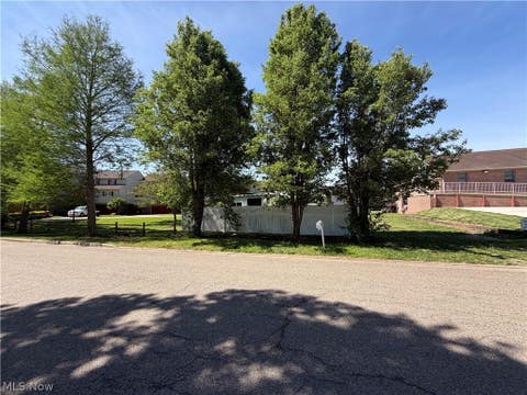 Vacant Land For Sale - 205 S 5th Street<br/> Marietta, OH 45750