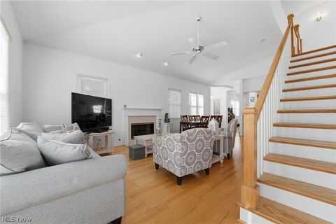 Tiny photo for 402 Eagle, Mayfield Heights, OH 44124 (MLS # 5189506)