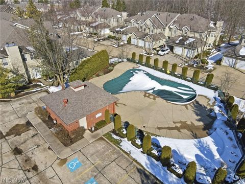 Tiny photo for 402 Eagle, Mayfield Heights, OH 44124 (MLS # 5189506)