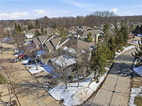 Tiny photo for 402 Eagle, Mayfield Heights, OH 44124 (MLS # 5189506)