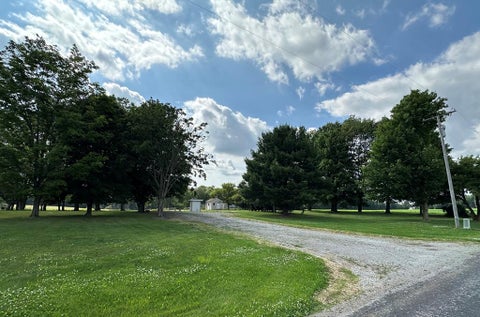 Photo for 984 Township Road 553