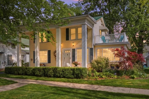 Photo for 127 E Main St