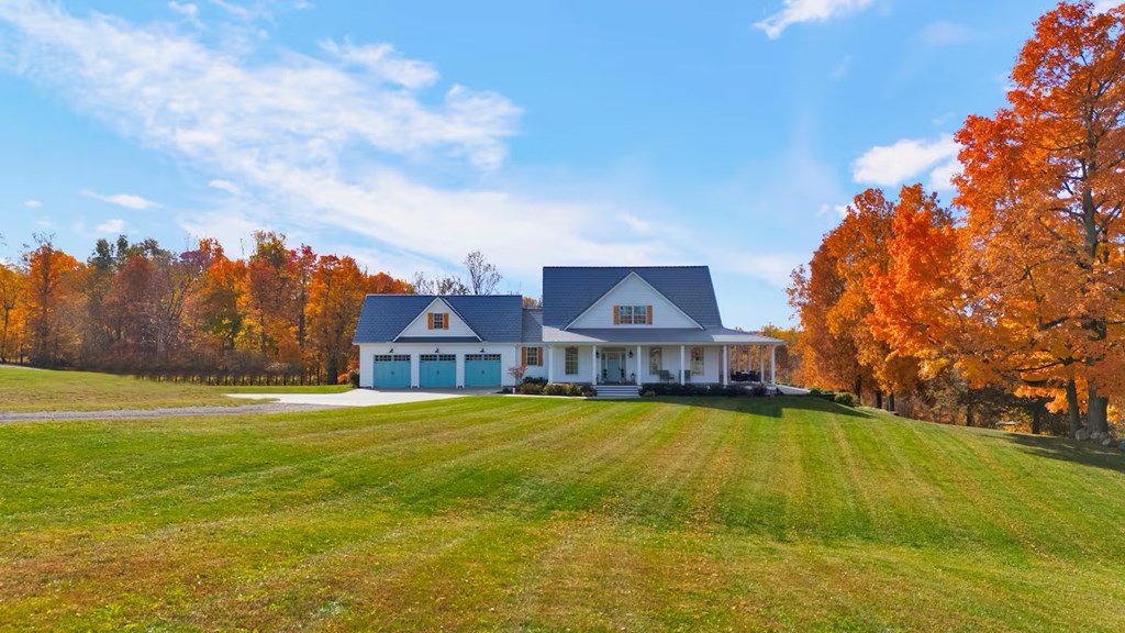 Lucas, Ohio, 44843, United States, 4 Bedrooms Bedrooms, ,6 BathroomsBathrooms,Residential,Active,2030093