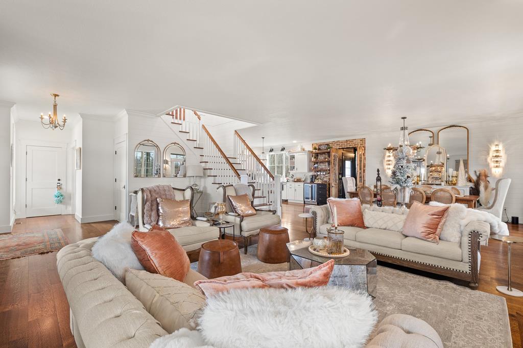 Lucas, Ohio, 44843, United States, 4 Bedrooms Bedrooms, ,6 BathroomsBathrooms,Residential,Active,2030093