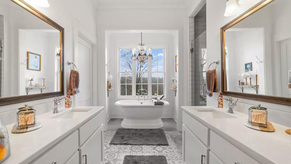 Lucas, Ohio, 44843, United States, 4 Bedrooms Bedrooms, ,6 BathroomsBathrooms,Residential,Active,2030093