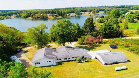 Photo for 85 Lakeview Drive