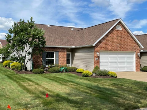 Photo for 844 Oakbrook Drive