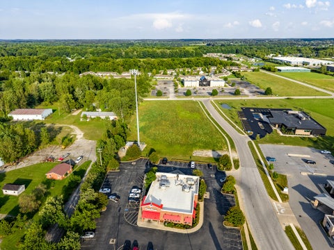 Photo for 2 W Emerald Parkway