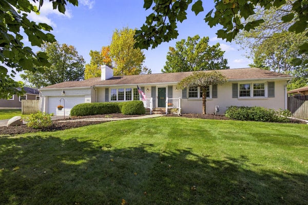 1070 LAURELWOOD RD, MANSFIELD, OH 44907 - Image 8ba11cf16e6bef3ac960ad08c8968e7d/2617447232