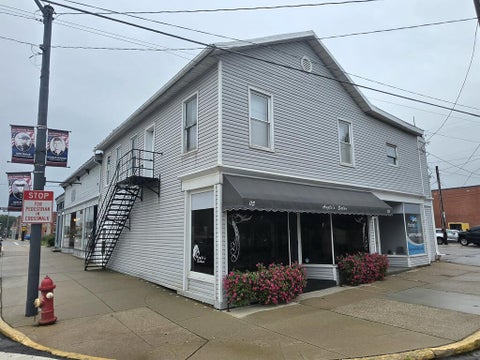 Photo for 115-116 Washington Square & 105-107 E Mansfield St.