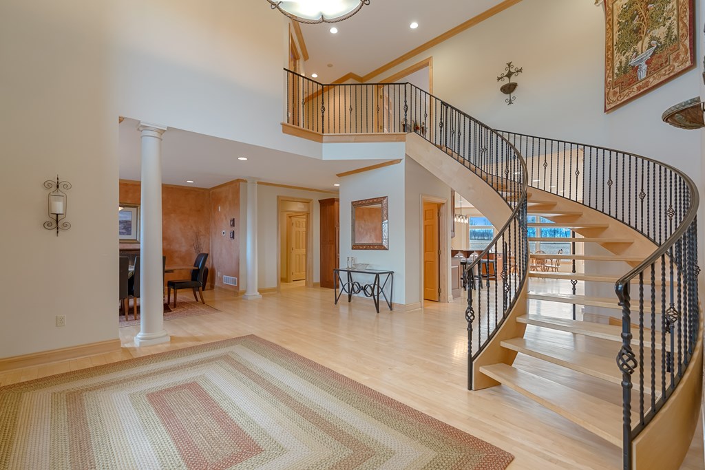 Canal Fulton, Ohio, 44614, United States, 4 Bedrooms Bedrooms, ,6 BathroomsBathrooms,Residential,Active,2052050