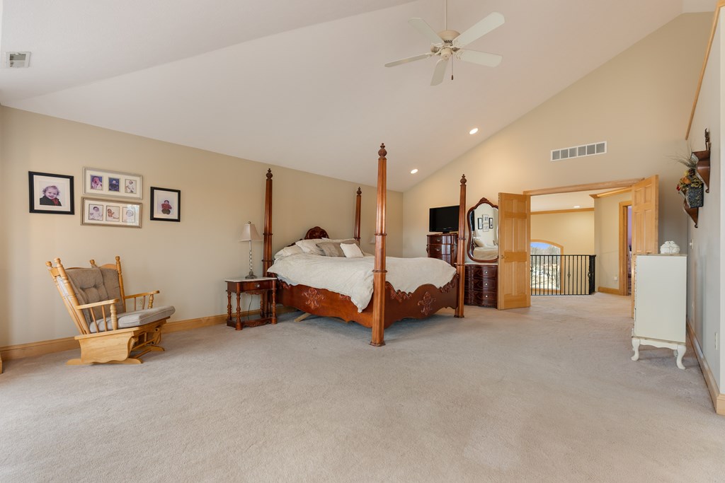 Canal Fulton, Ohio, 44614, United States, 4 Bedrooms Bedrooms, ,6 BathroomsBathrooms,Residential,Active,2052050