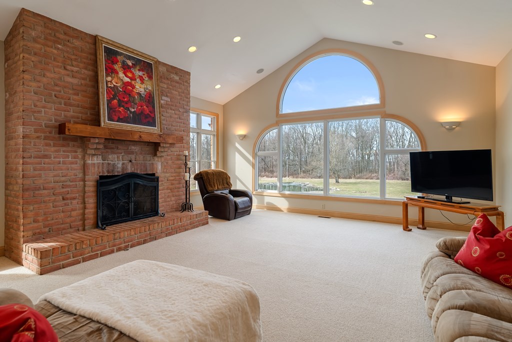 Canal Fulton, Ohio, 44614, United States, 4 Bedrooms Bedrooms, ,6 BathroomsBathrooms,Residential,Active,2052050