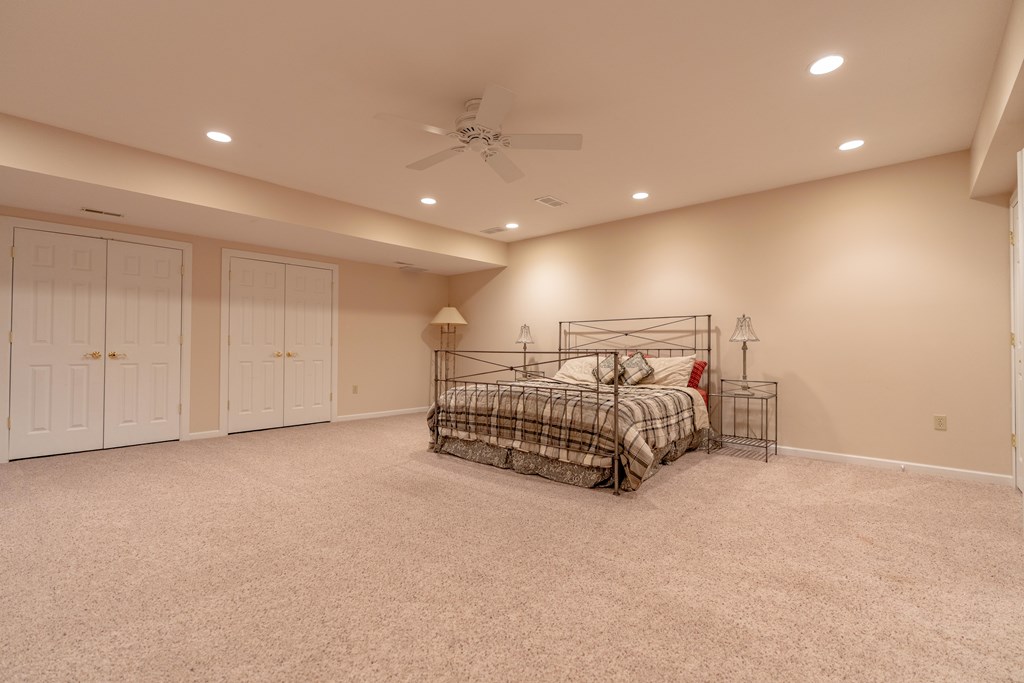 Canal Fulton, Ohio, 44614, United States, 4 Bedrooms Bedrooms, ,6 BathroomsBathrooms,Residential,Active,2052050