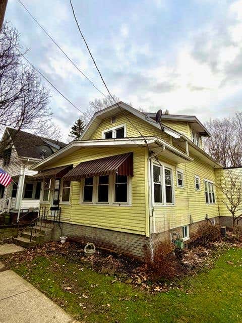 Photo for 122 Lindale Avenue