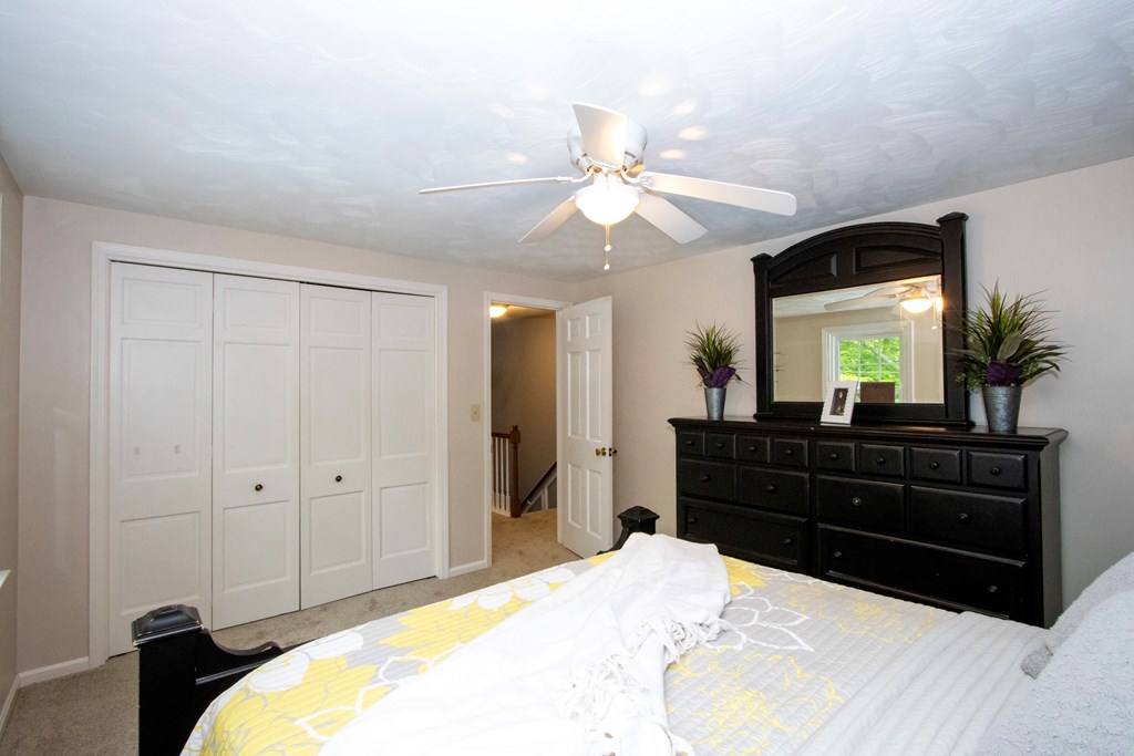 Mansfield, Ohio 44906, United States, 4 Bedrooms Bedrooms, ,3 BathroomsBathrooms,Residential,Contingent,142241