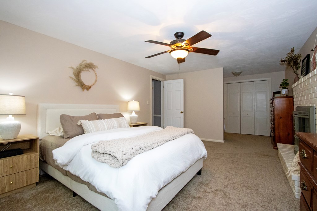 Mansfield, Ohio 44906, United States, 4 Bedrooms Bedrooms, ,3 BathroomsBathrooms,Residential,Contingent,142241