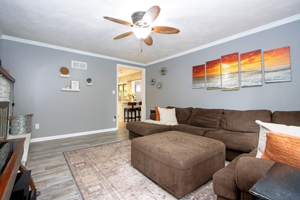 Mansfield, Ohio 44906, United States, 4 Bedrooms Bedrooms, ,3 BathroomsBathrooms,Residential,Contingent,142241