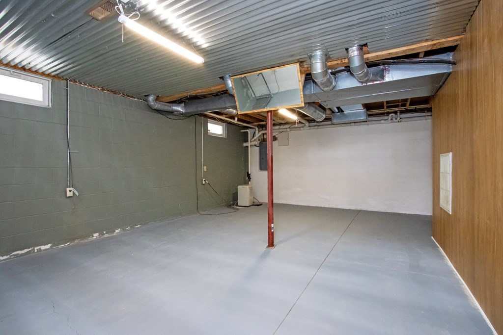 Mansfield, Ohio 44905, United States, 3 Bedrooms Bedrooms, ,3 BathroomsBathrooms,Residential,Active,241420