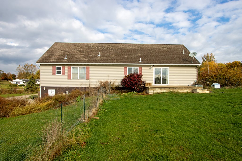 Mansfield, Ohio 44905, United States, 3 Bedrooms Bedrooms, ,3 BathroomsBathrooms,Residential,Active,241420