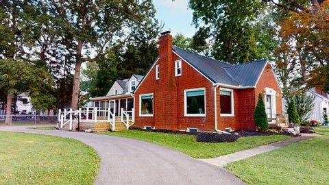 Photo for 805 Maplewood